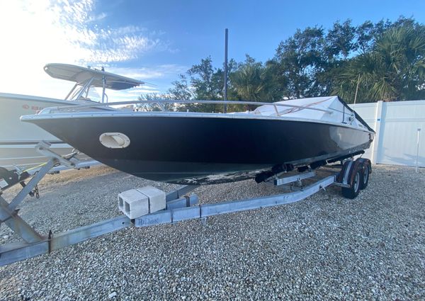 Avanti 27-RACEBOAT image