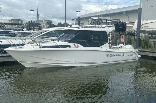 Boston Whaler 325 Conquest image