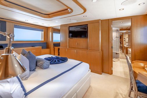 Westport 40M image