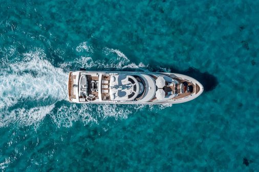 Westport 40M image