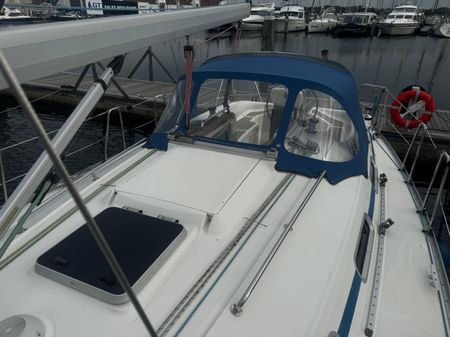 Bavaria 34 Cruiser image