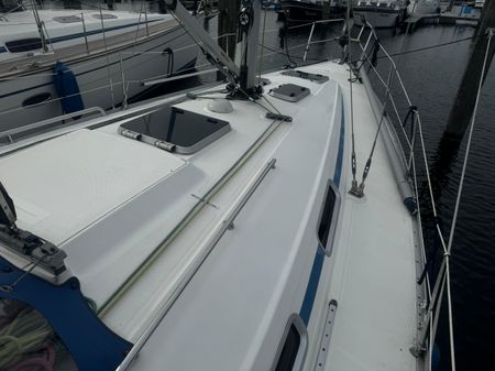 Bavaria 34 Cruiser image