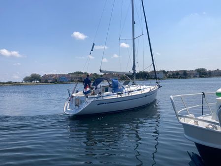 Bavaria 34 Cruiser image