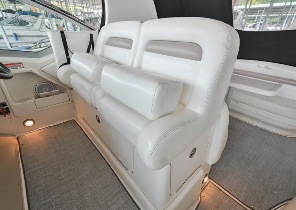 Sea Ray 320 Sundancer image