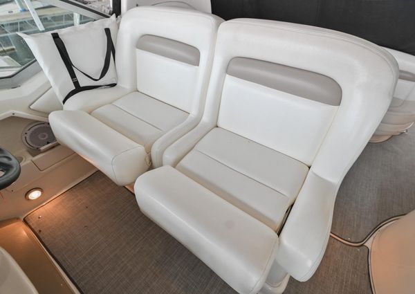 Sea Ray 320 Sundancer image