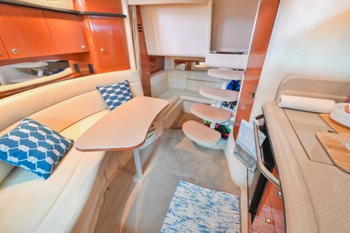 Sea Ray 320 Sundancer image