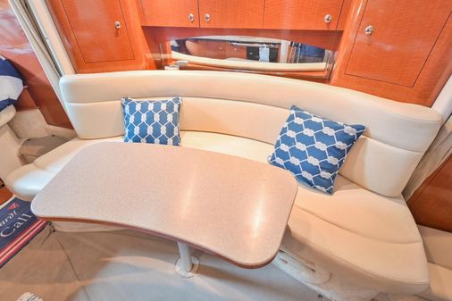 Sea Ray 320 Sundancer image