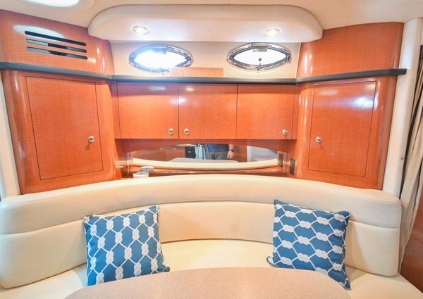 Sea Ray 320 Sundancer image