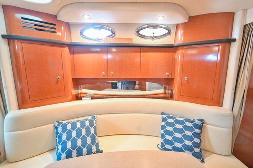 Sea Ray 320 Sundancer image