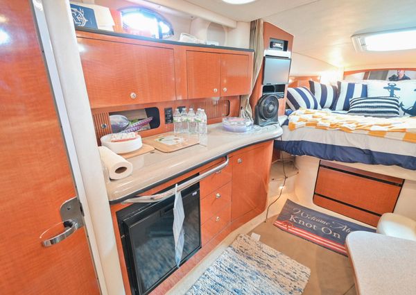 Sea Ray 320 Sundancer image