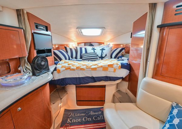 Sea Ray 320 Sundancer image