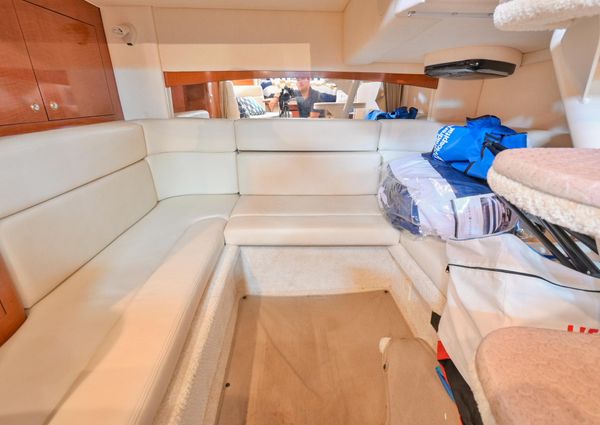 Sea Ray 320 Sundancer image