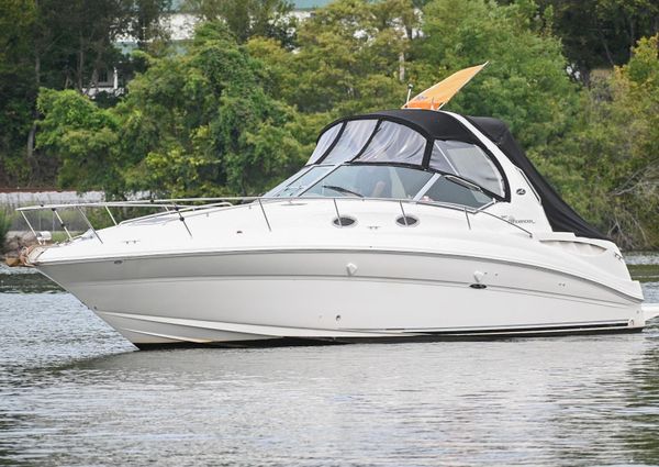 Sea Ray 320 Sundancer image