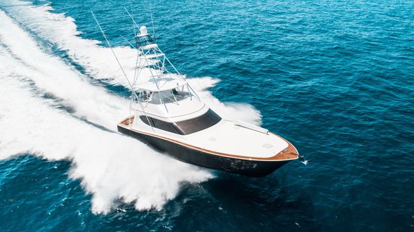Hatteras GT 70