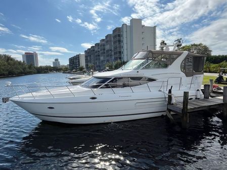 Cruisers Yachts 4450 Express Motoryacht image