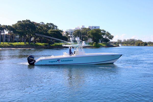 Venture 39 Center Console - main image