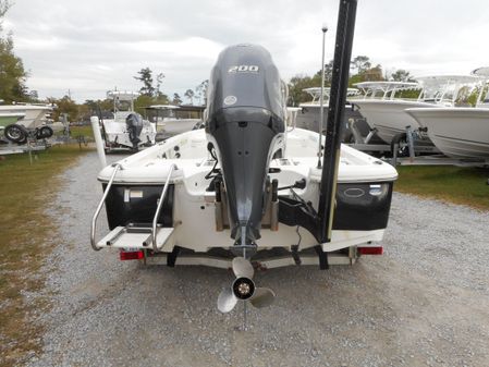 NauticStar 224 XTS image