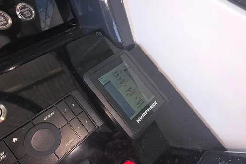 Formula 360 Crossover Bowrider I/O image