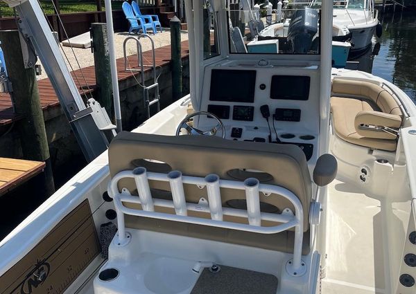 NauticStar 251 Hybrid image