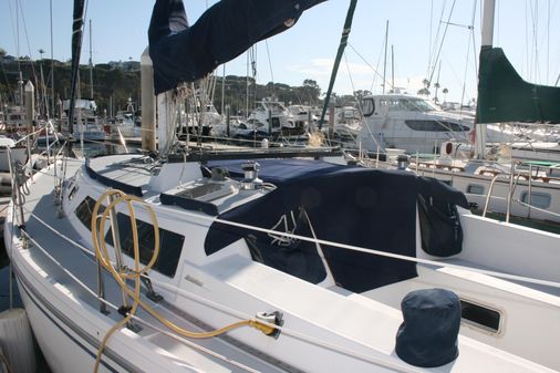 Catalina 34 image