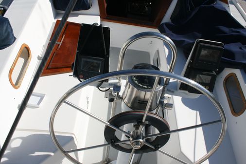 Catalina 34 image