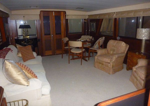 Hatteras 53 Extended Deckhouse Motor Yacht image