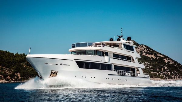 Custom MOTOR YACHT
