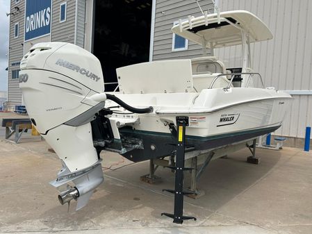 Boston Whaler 270 Dauntless image