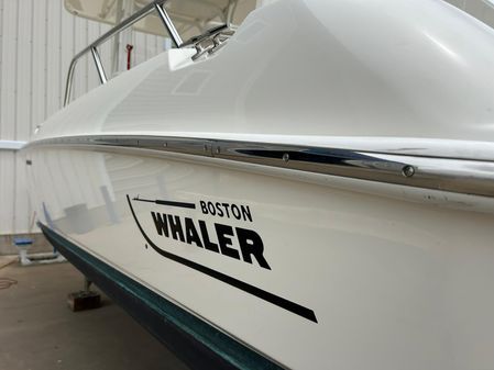 Boston Whaler 270 Dauntless image