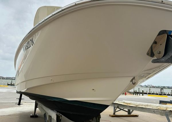 Boston Whaler 270 Dauntless image