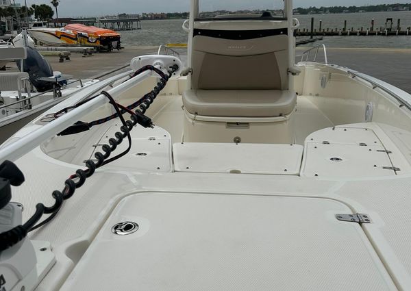 Boston Whaler 270 Dauntless image