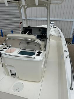 Boston Whaler 270 Dauntless image