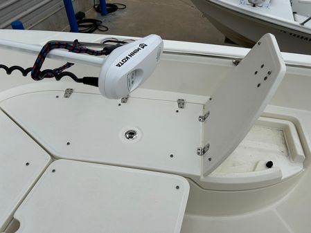 Boston Whaler 270 Dauntless image