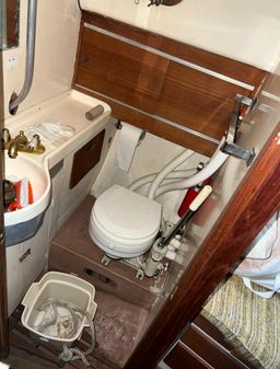 Allied Marine Sea Wind 30 image