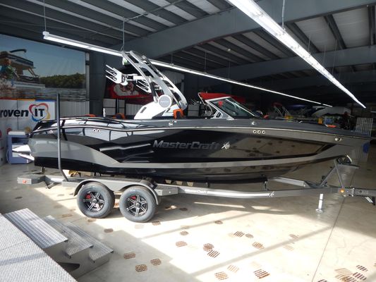 Mastercraft X22 - main image