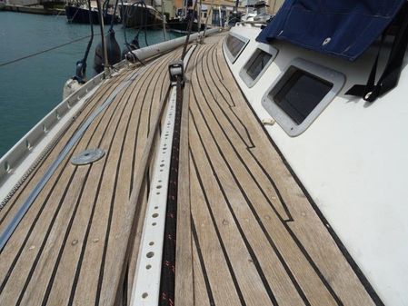 Beneteau FIRST-435 image