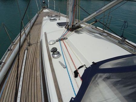 Beneteau FIRST-435 image