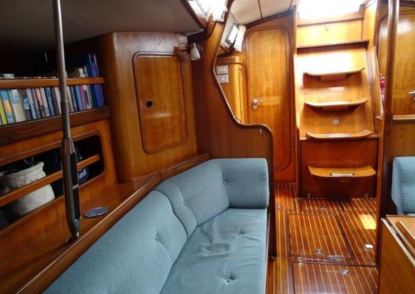 Beneteau FIRST-435 image