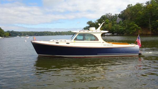 Hinckley Picnic Boat 37 MKIII 