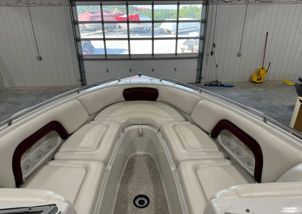 Crownline 270-BR image