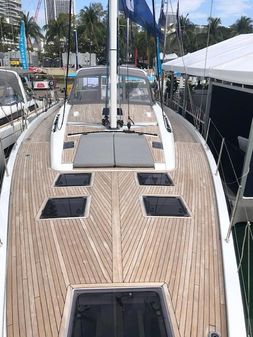 Beneteau Oceanis Yacht 60 image