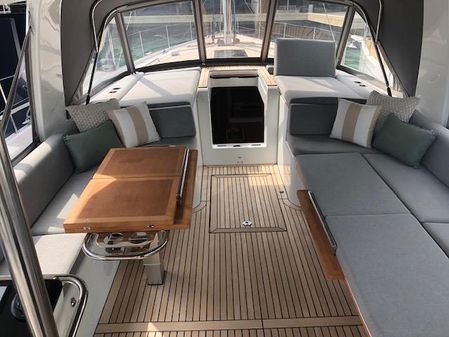 Beneteau Oceanis Yacht 60 image