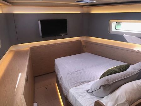 Beneteau Oceanis Yacht 60 image