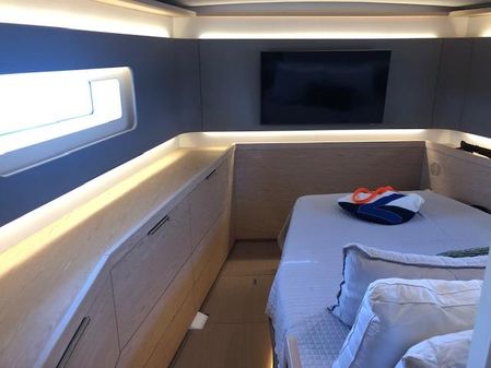 Beneteau Oceanis Yacht 60 image