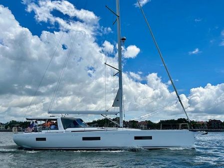 Beneteau Oceanis Yacht 60 image