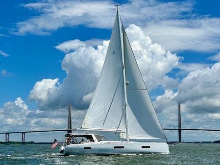 Beneteau Oceanis Yacht 60 image