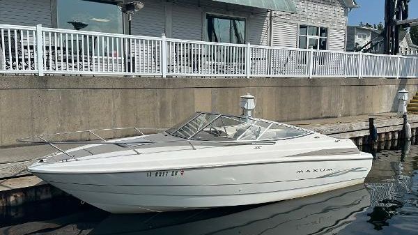 Maxum 2300 SC 