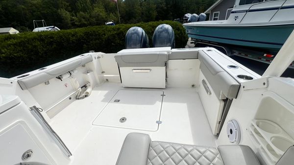 Pursuit DC 266 Dual Console 