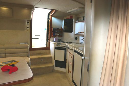 Sea Ray 350 Express image