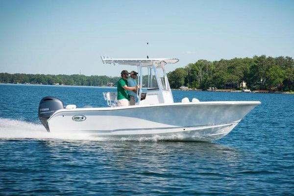 Sea Hunt Triton 210 - main image